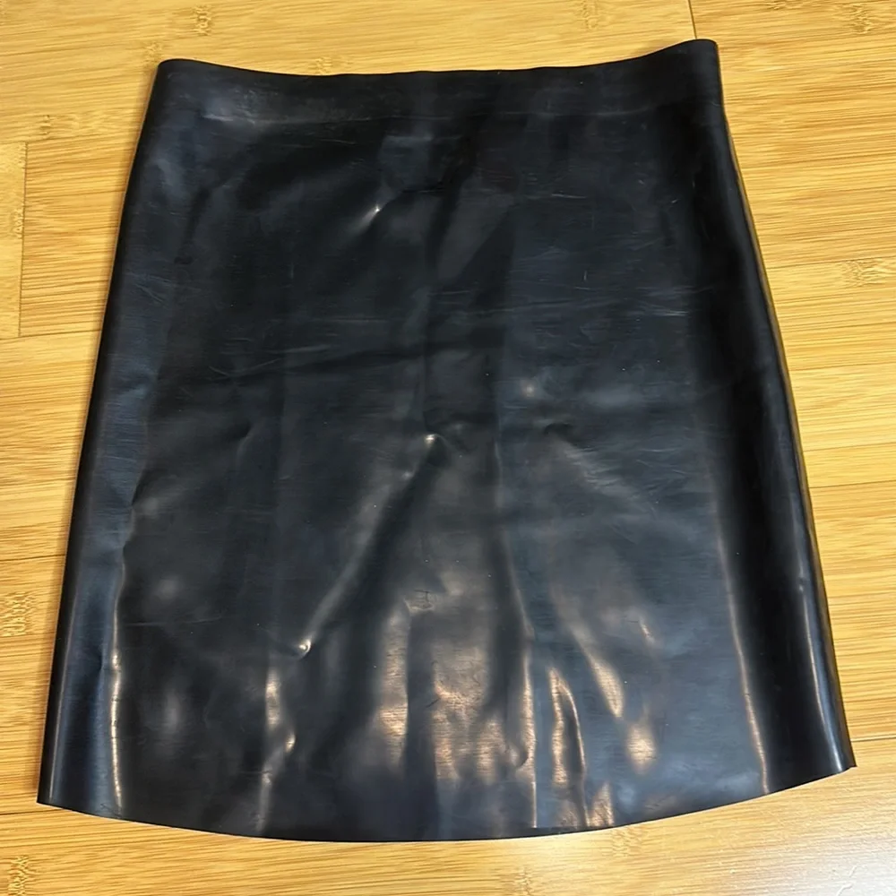 SKIMS Black Shiny Mini Skirt